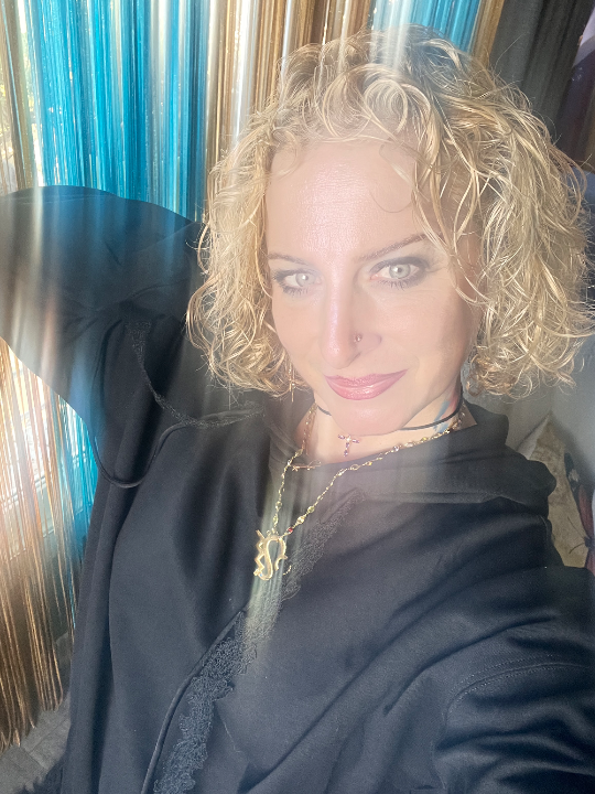 Aşk İlişkisi Nedir? İlişkide Uyum Nasıl Sağlanır?