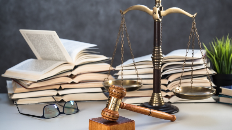 Ticaret Hukuku ve Şirket Danışmanlığı